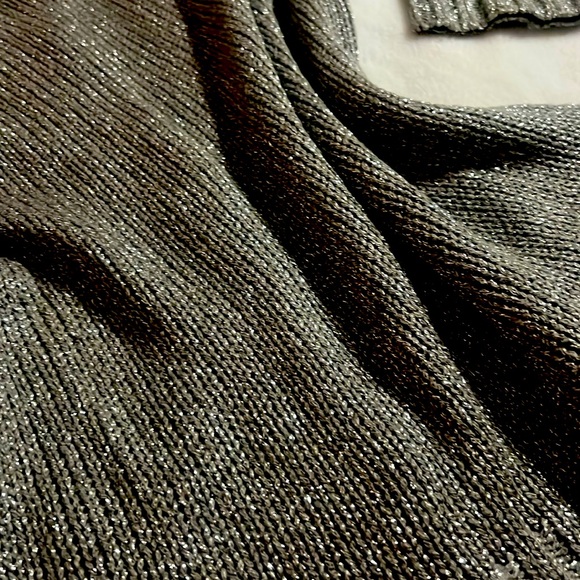 HURRY 🩶BUY NOW🩶VERY SEXY SILVER GLITTER DARK GREY TOP🩶🩶🩶BRAND: SOUTH BLUE🩶🩶 - Picture 7 of 7